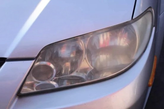 Phare avant rénovation